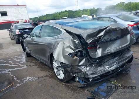 2015 Tesla Model S from USA, damaged, VIN 5YJSA1E12FF112483